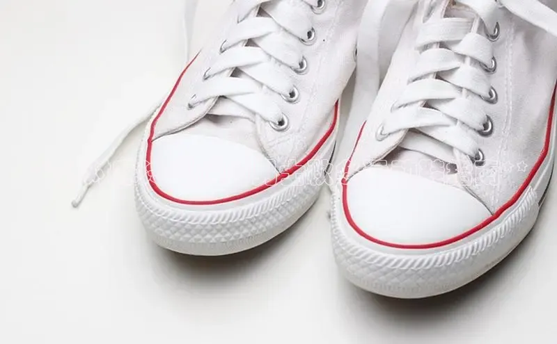 意昂体育口知乎**针对寒冷气候的男士秋冬运动鞋指南**