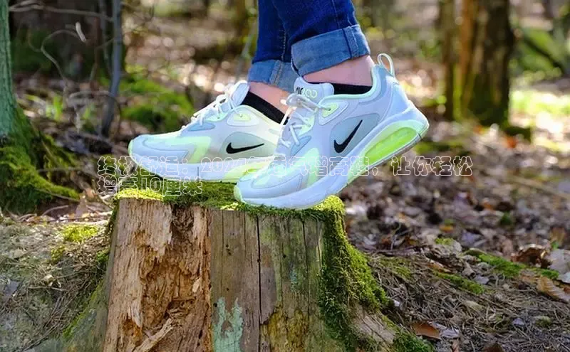 意昂体育入口华扬联众终极舒适：2024年透气增高鞋，让你轻松
增高10厘米