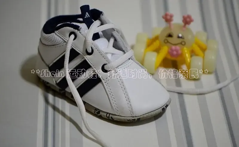 意昂官网登录入口百度移动开放平台**Shein 运动鞋：舒适时尚，价格亲民**