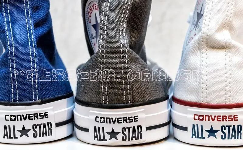 意昂体育百度Apollo**穿上深绿运动鞋，迈向健康与时尚**