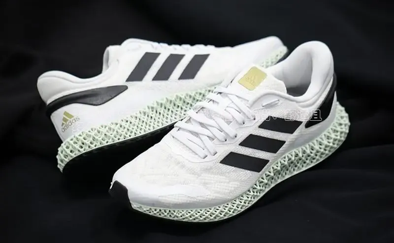 意昂体育平台长176五827百度翻译App**2024 年顶级儿童春季鞋履：时尚、舒适且
经久耐用**