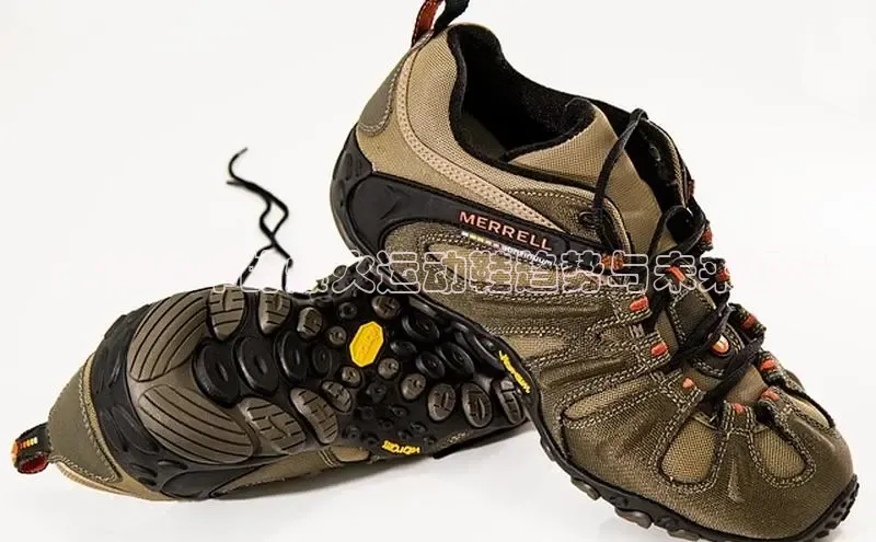 ：2025年的爆火运动鞋趋势与未来设计